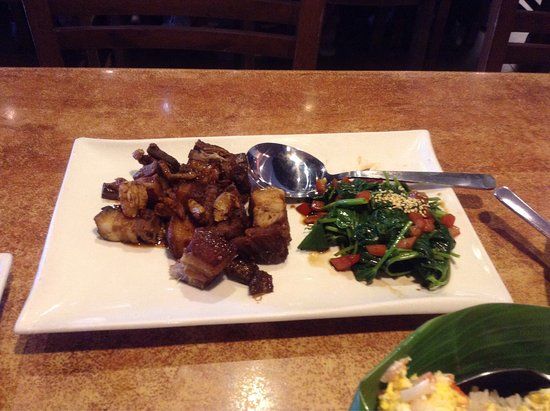 Max's Restaurant in Malate